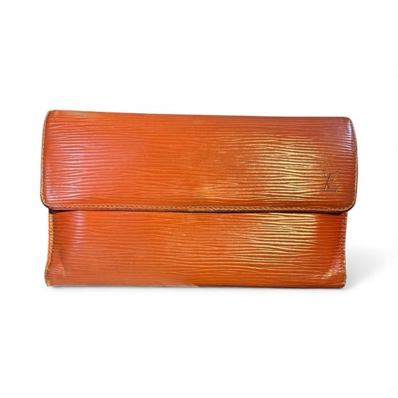 Louis Vuitton Epi Trifold Wallet – Kenyan Fawn (1995) - Picture 2 of 10